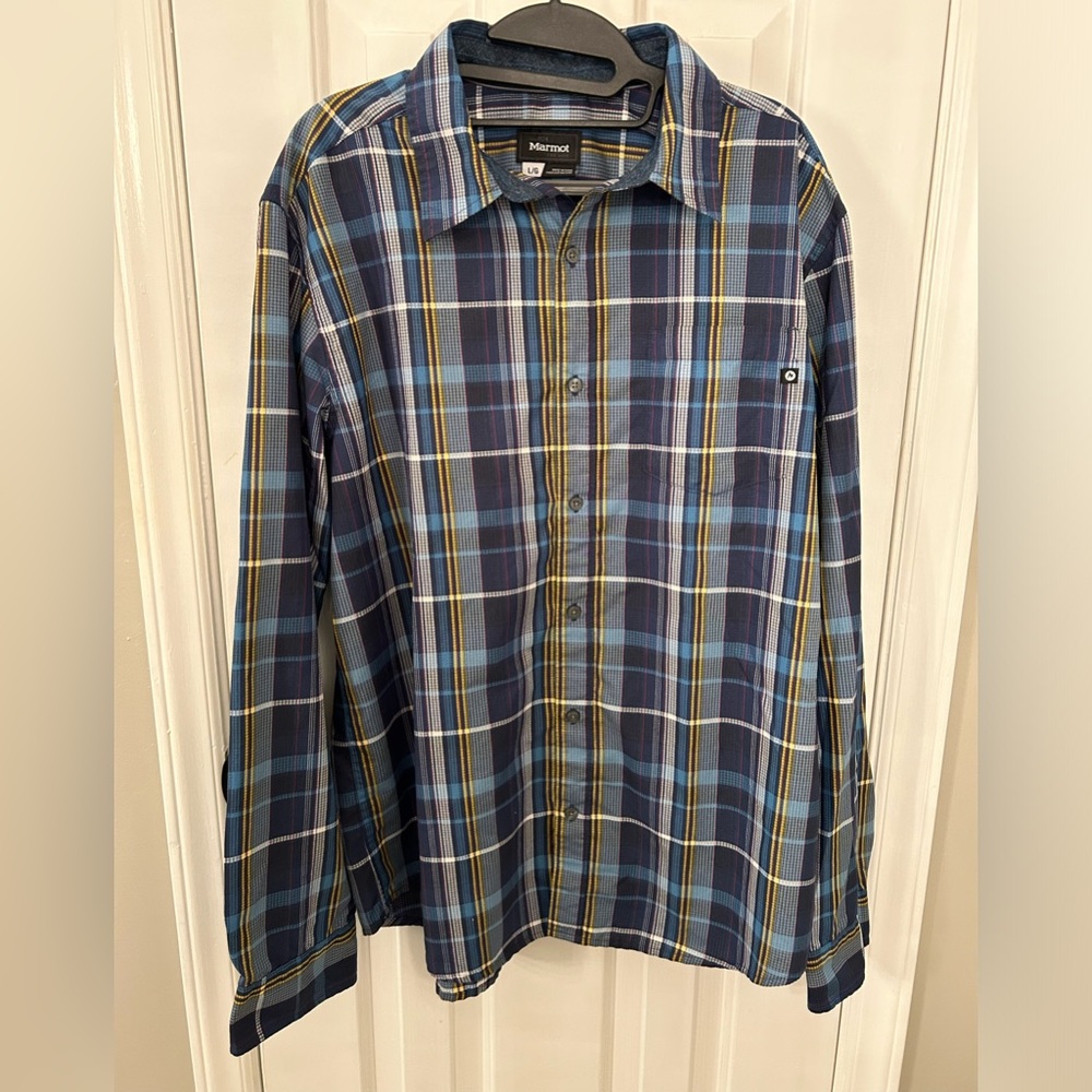 Men’s Marmot Size L Large Collared Button Up Plaid Long Sleeve Shirt